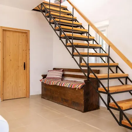 Βίλα Fioro Κορίθι